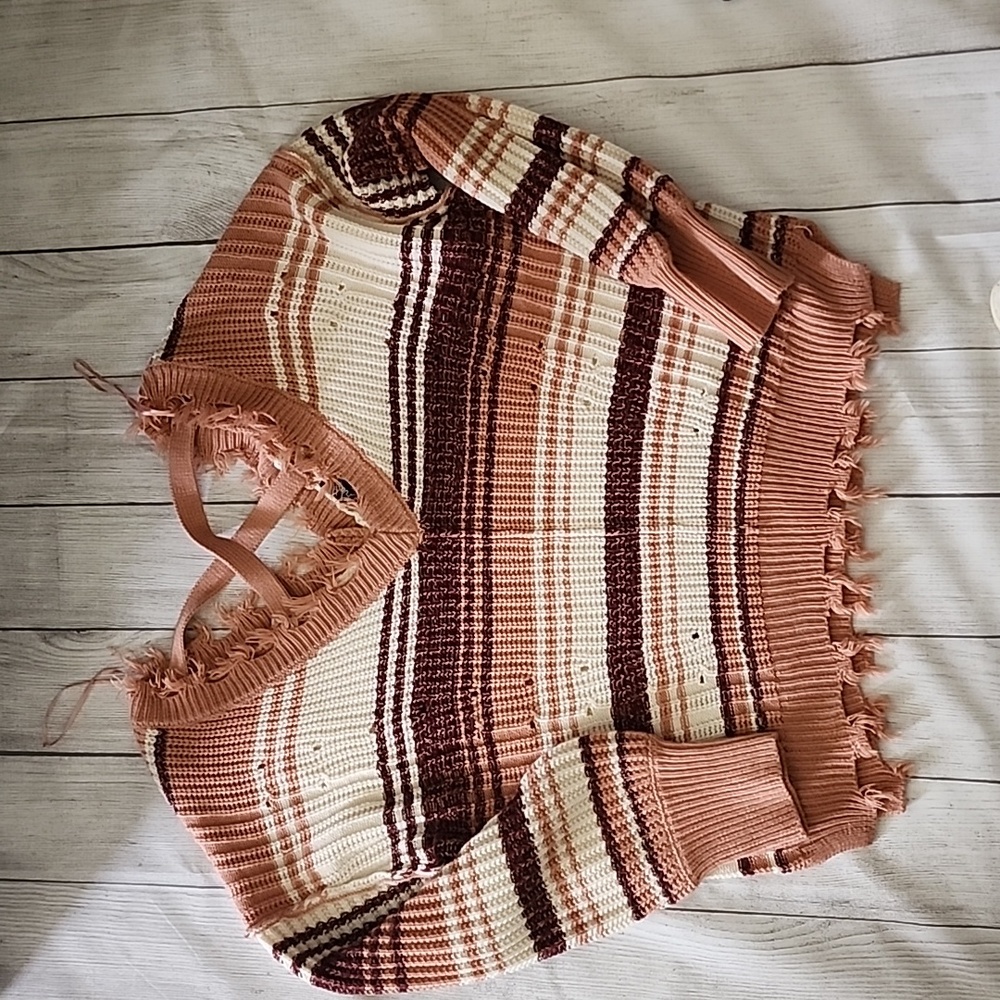RUE 21 Sweater